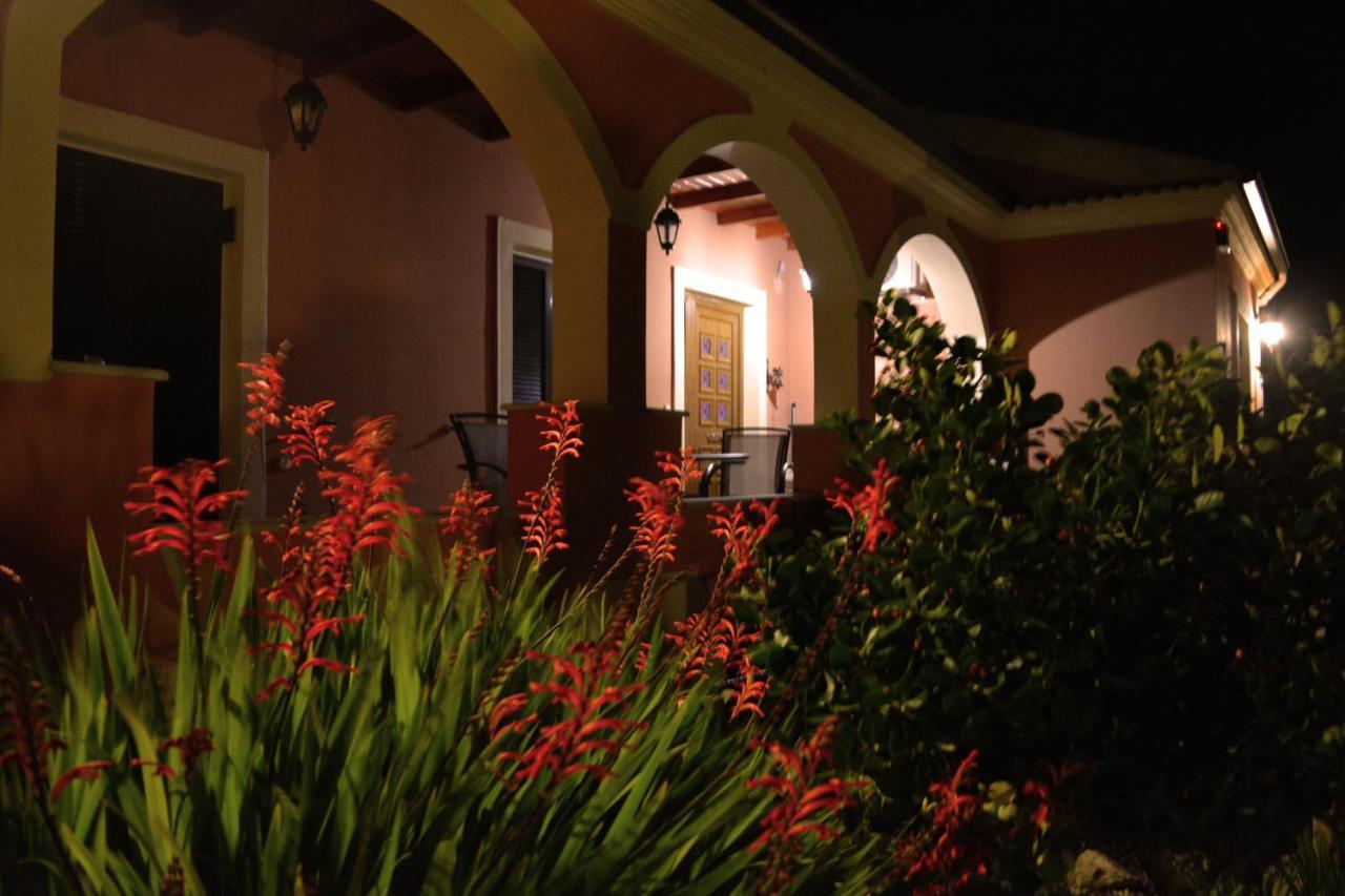 Villa Skafonas Sinarádes 外观 照片